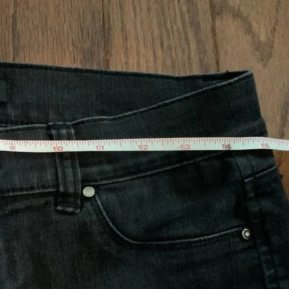 White House Black Market Skinny Jeans - Picture 4 of 6